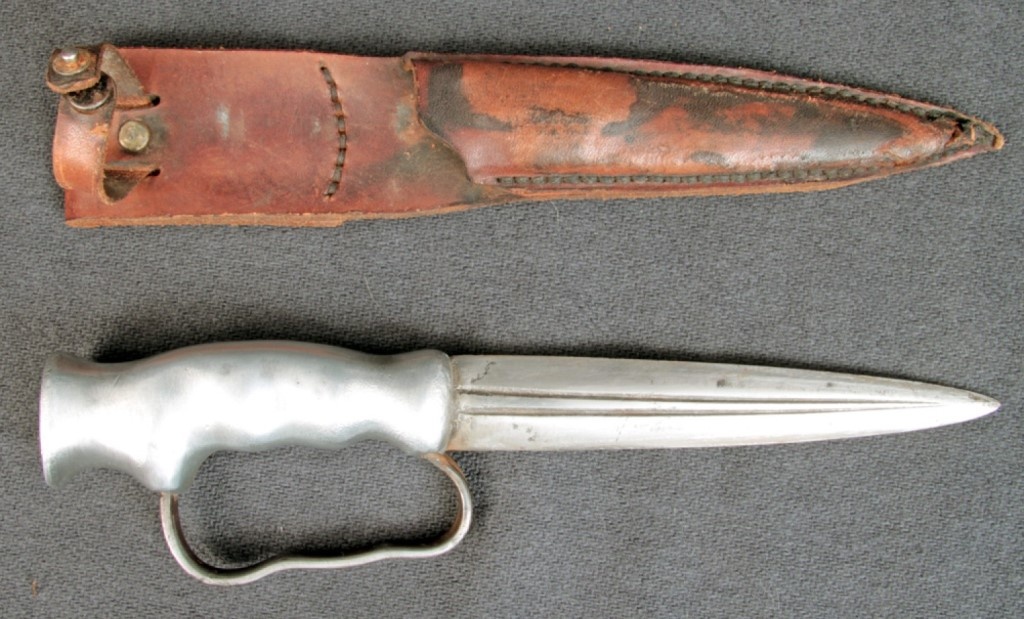 Нож от Robbins of Dudley