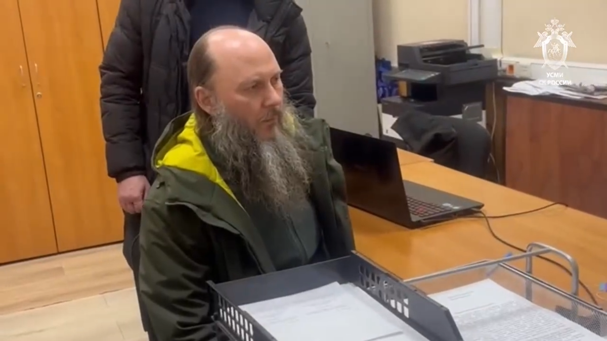    Задержан участник секты, в которой нашли пропавших сестер из Петербурга