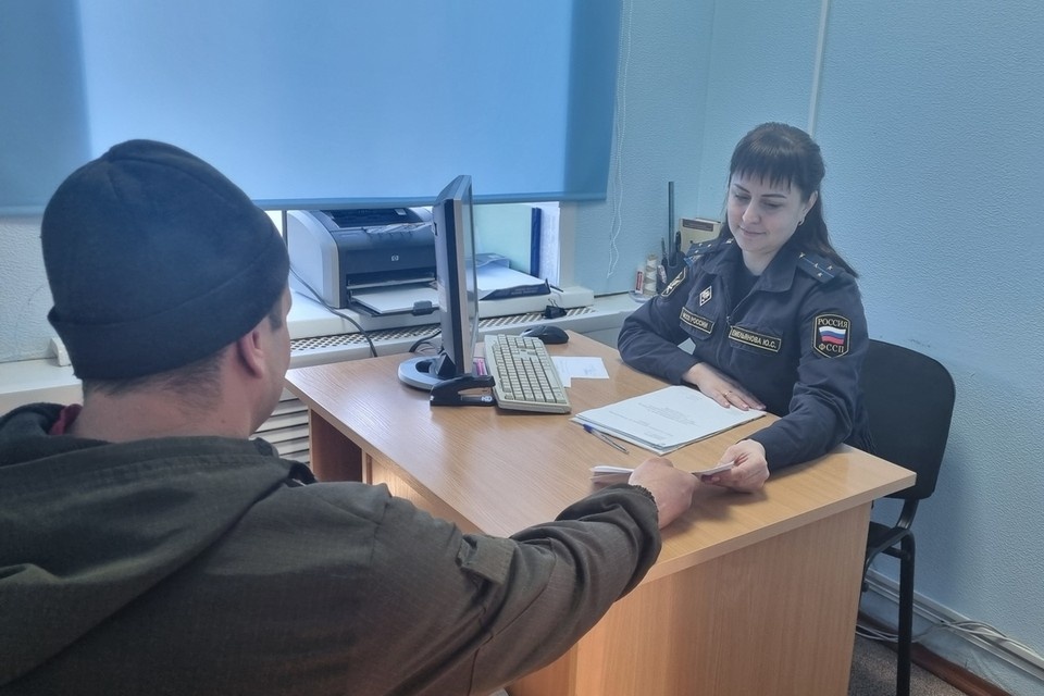    Новосибирец погасил долг по алиментам, чтобы избежать административного наказания. Фото: ГУФССП России по Новосибирской области