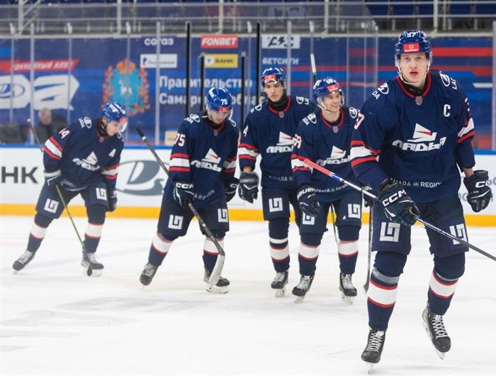    ФОТО: пресс-служба ХК "Лада"