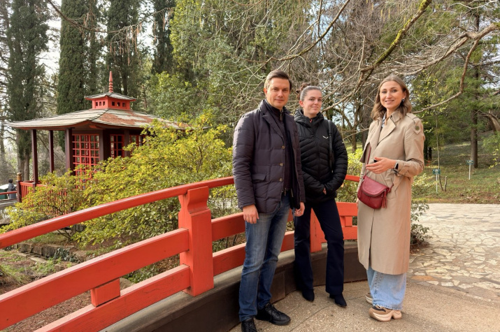 Иван Чайка, Дарья Муза и Полина Смирнова. Фото: Сочинский нацпарк

