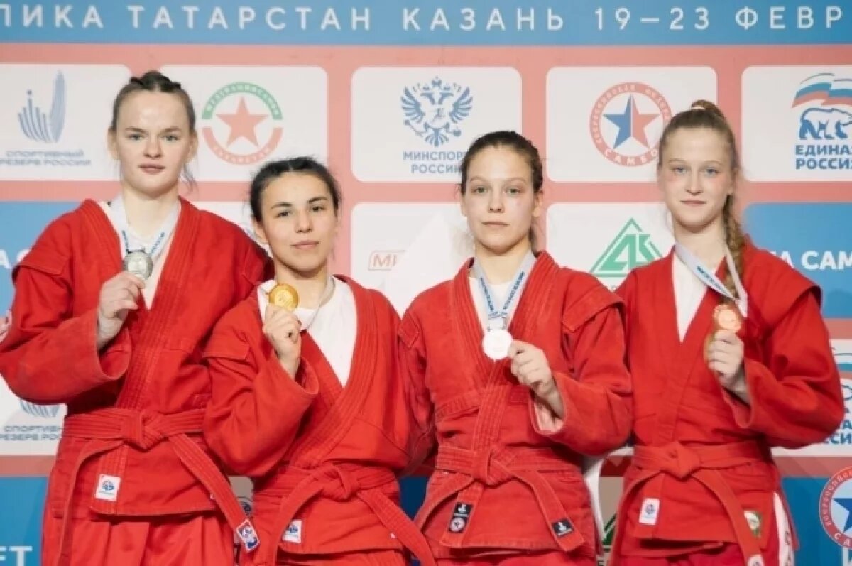    Кубанские самбисты завоевали восемь медалей на первенстве России