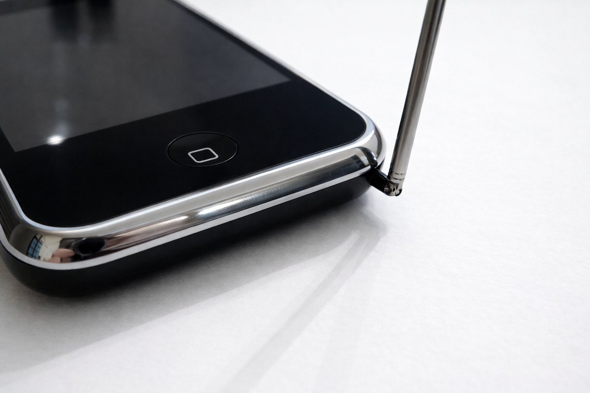 Китайский айфон с антенной