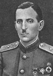 Пётр Николаевич Чернышов (1901 – 1966) — генерал-майор Советской Армии (3.05.1942), участник Великой Отечественной войны, Почётный гражданин Смоленска (1965)