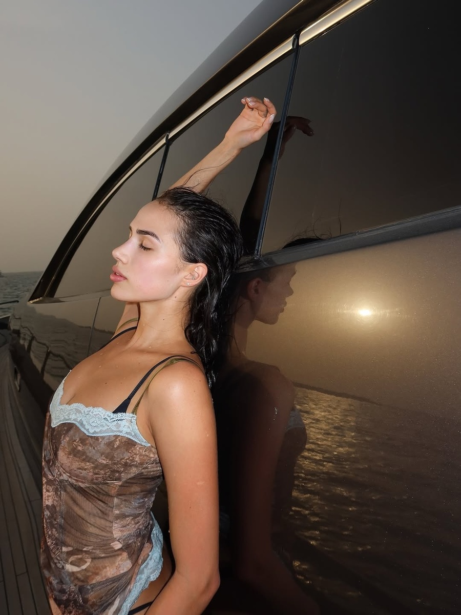    Алина Загитова часто устраивает откровенные фотосессииСоцсети Алины Загитовой