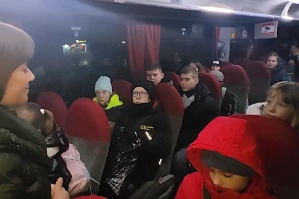    Елена Никитина пожелала ребятам хорошо провести время в одном из красивейших городов России и обрести новых друзей. Фото: ТГ/Никитина