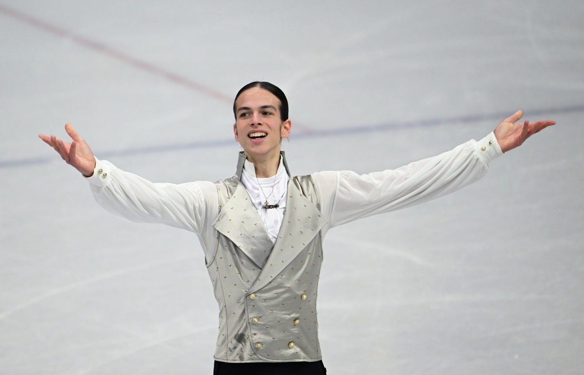    Фигурист Петр Гуменник РИА