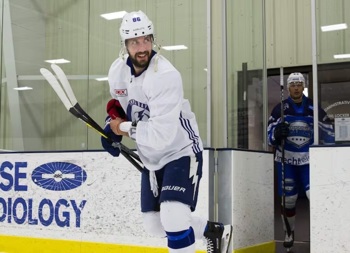     Заокеанские фанаты восхитились трудолюбием Кучерова: работает, как круглосуточный магазин