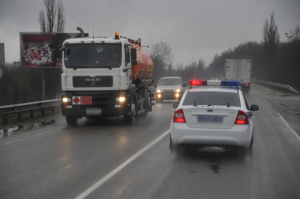    Дождь осложнит дорожную ситуацию в Ростовской области. Владимир ВЕЛЕНГУРИН