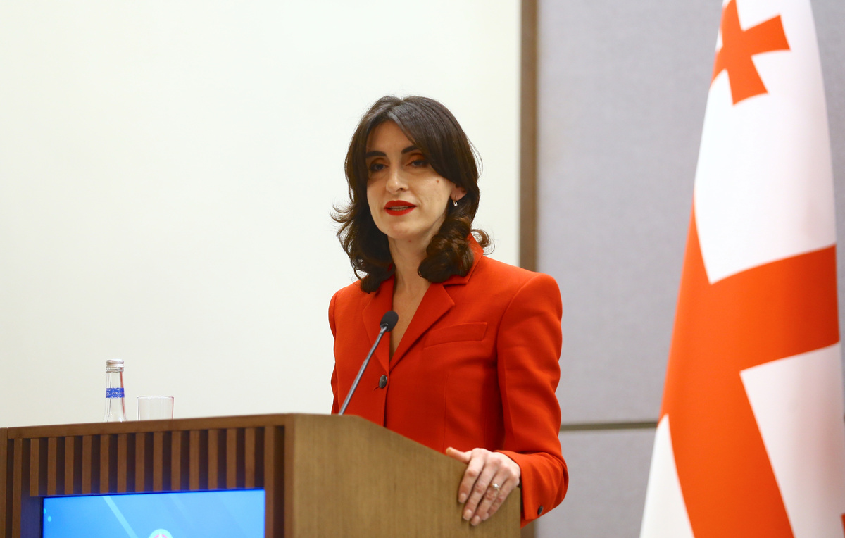    Глава МИД Грузии Мака Бочоришвили  Resul Rehimov/Anadolu via Reuters Connect