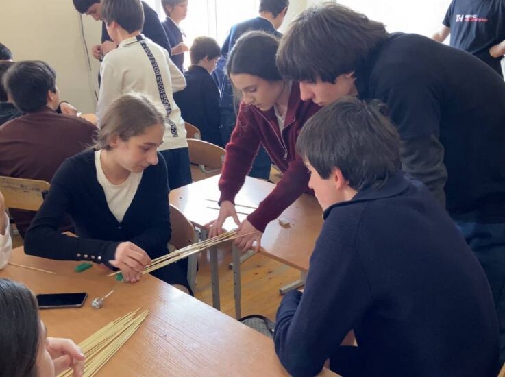    Технонаставничество объединило будущих инженеров из России и Абхазии