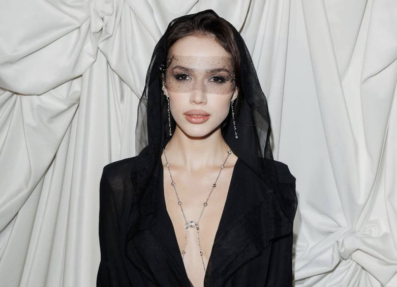     Алина Загитова