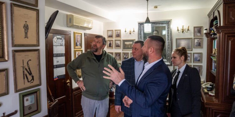    ЗАПОВЕДНИК УТРИШ