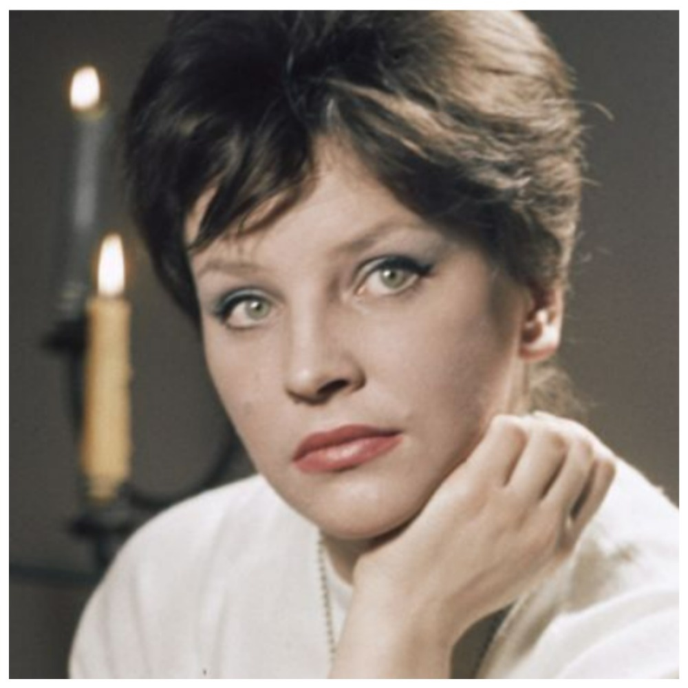 Роль эксперта-криминалиста Зинаиды Кибрит сыграла Эльза Леждей