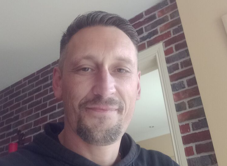 Обнаружила чат мужа с друзьями, где он называл жену "контролершей" - 2 дня решала, как поступить