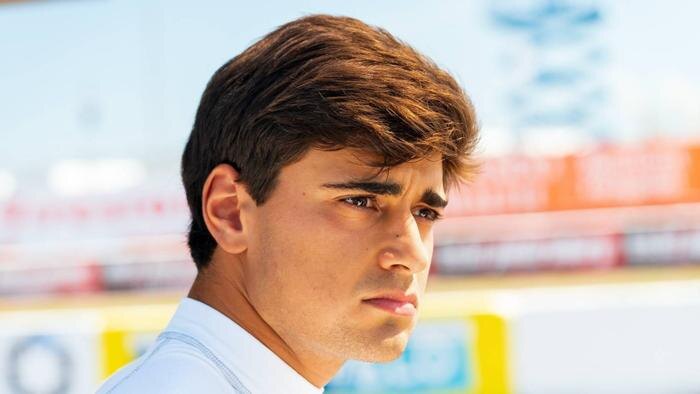 Кайо Коллет. Обложка © Instagram (соцсеть запрещена в РФ; принадлежит корпорации Meta, которая признана в РФ экстремистской) / caiocollet, formulaindy