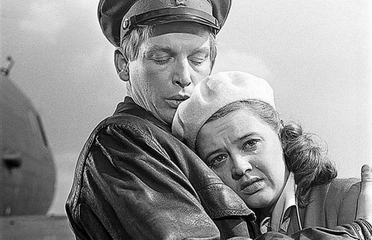Кадр из фильма «Офицеры», 1971 год, режиссер Владимир Роговой