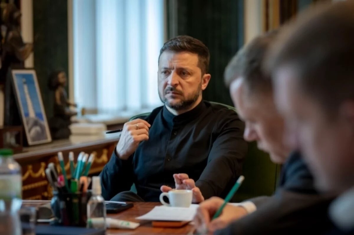    Зеленский исключил Украину из 30 соглашений СНГ