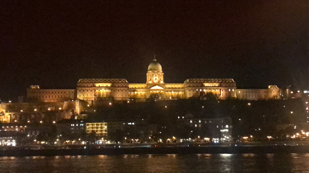 Королевский дворец