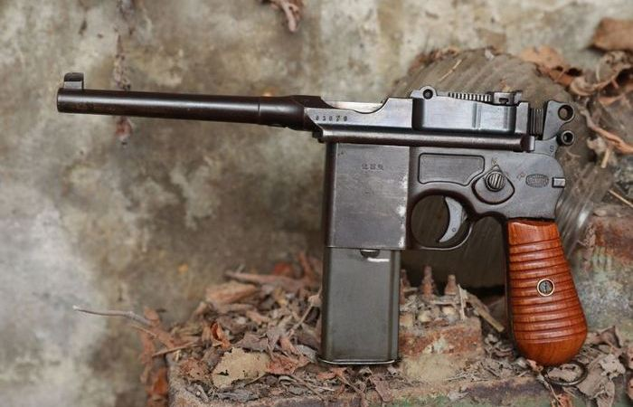 В одном шаге от пистолет-пулемёта: редчайший автоматический пистолет Маузера M712