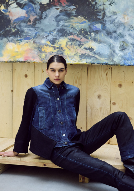  На фото: стилизаци образа High