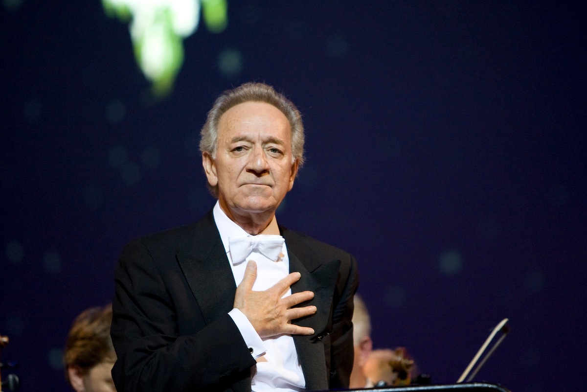    2008 Советский и российский дирижёр, народный артист СССР Юрий Хатуевич Темирканов во время концерта советского и грузинского оперного певца (бас) Пааты Шалвовича Бурчуладзе в Тбилиси. / Игорь Михалев / РИА Новости