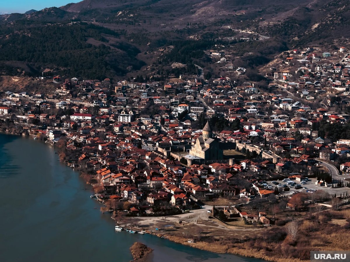     Британского посла вызывают «на ковер» в Тбилиси из-за санкций против местных СМИ