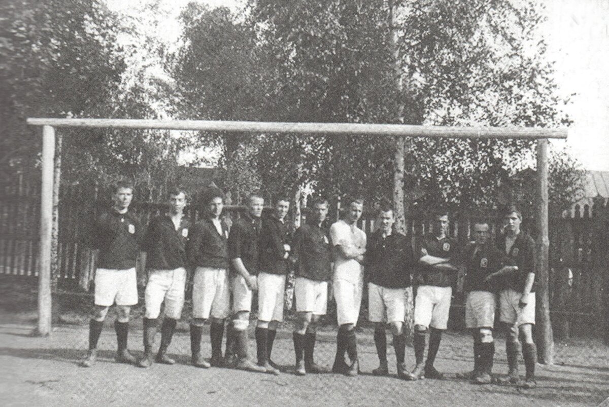 футбольная команда КГО