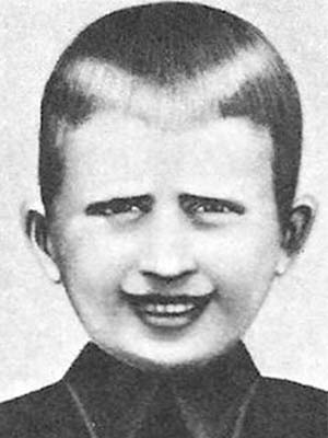 Михаил Белуш. Фото: ru.wikipedia.org