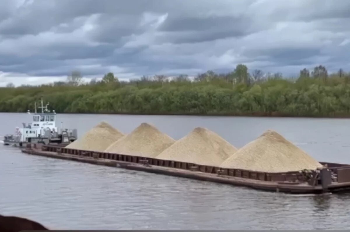    Широка река, глубока река.