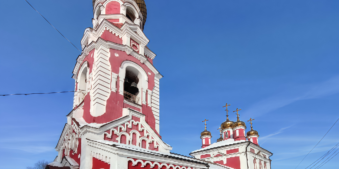 Два храма Дмитрова, построенные купцами в начале XIX века, - Сретенский и Троице-Тихвинский