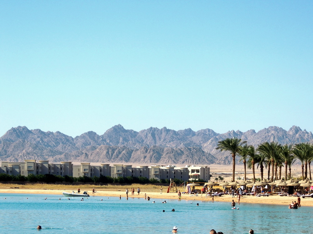 Один из пляжей в районе Сома Бей.