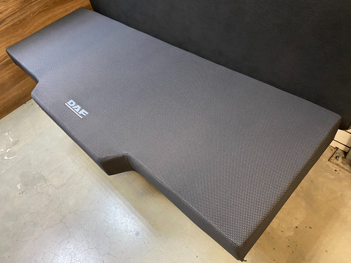 Беспружинный ортопедический матрас СПАЛБЕР Комфорт для DAF XF 106 (2013–нв). Фото СПАЛБЕР_1.