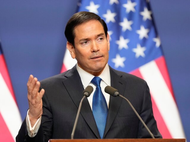    Фото: AP Photo/Pool/Alex Brandon