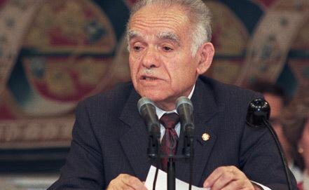 Ицхак Шамир  по завершению политической карьеры