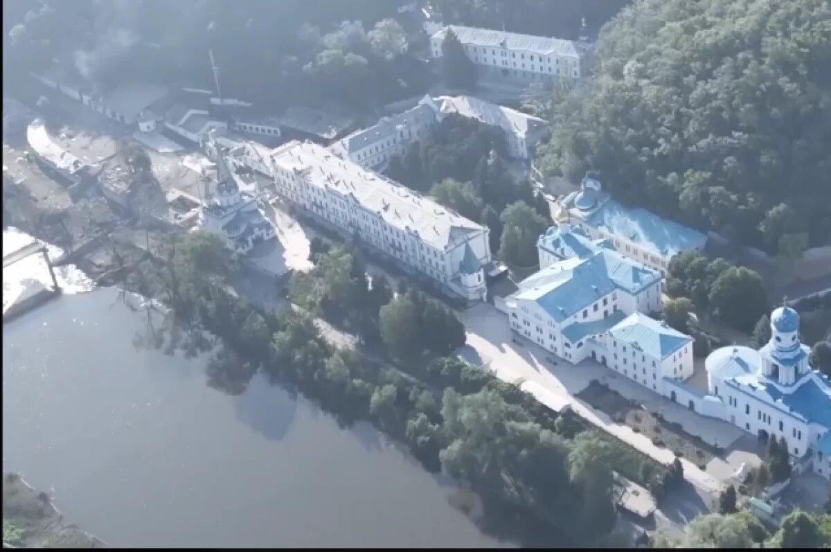    Гагин: при штурме Святогорска бойцы РФ будут бережно относиться к Лавре