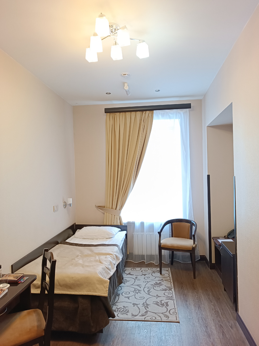 М-отель (5 фотографий). Фото автора.