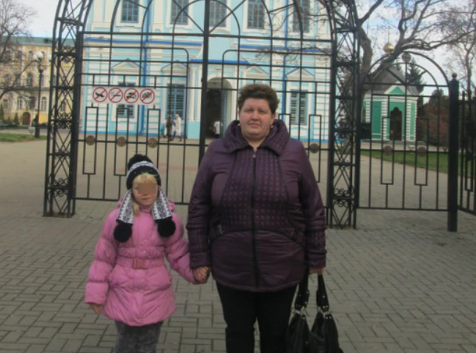 Маша с приемной мамой Татьяной