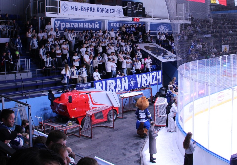    Уже сейчас очевидно, что выше 24-го места воронежцы не поднимутся, да и ниже 29-го не опустятся. Алексей СЕРГУНИН