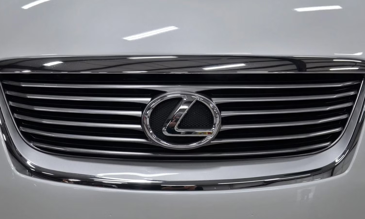 Lexus – стал синонимом слова «надежность»