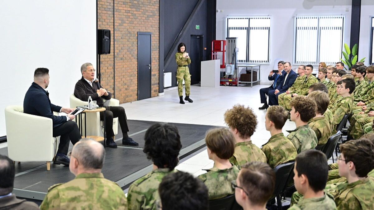    Чишминский район. Встреча с участниками учебных сборов в парке «Патриот». Февраль 2026 г.