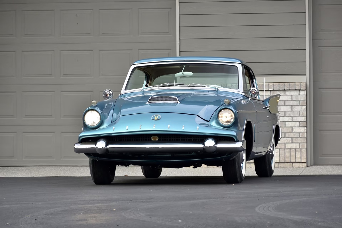 Packard Hawk 1958