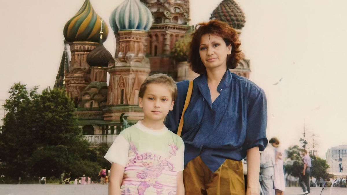 Кирилл Жандаров с мамой