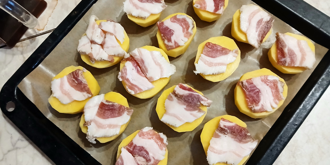 Непростое это дело - одной четырёх мужиков поздравить, но я справилась! Чем кормила, что подарила