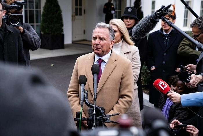 Обложка © Shutterstock / FOTODOM / DT phots1