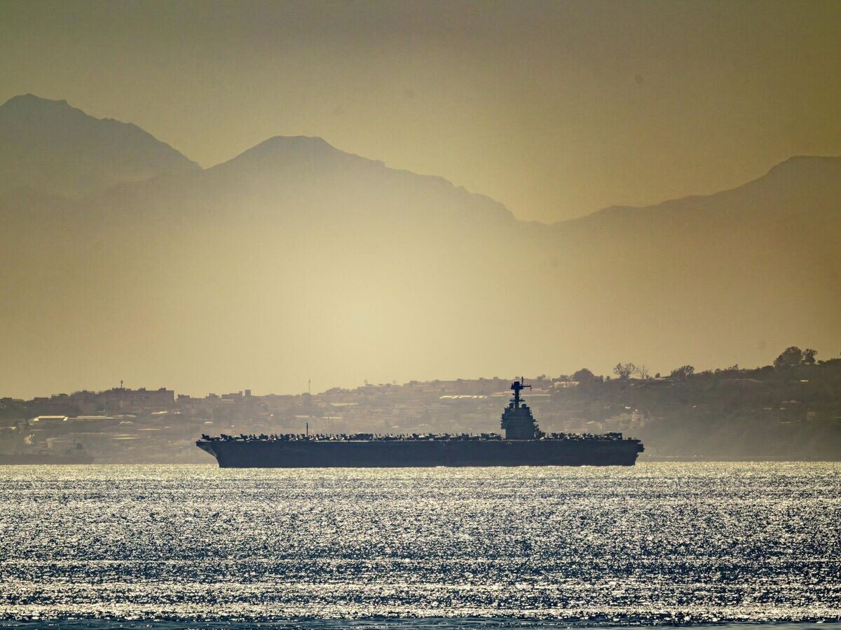    Американский авианосец USS Gerald R. Ford в районе Гибралтара | © REUTERS / @dparody/Instagram