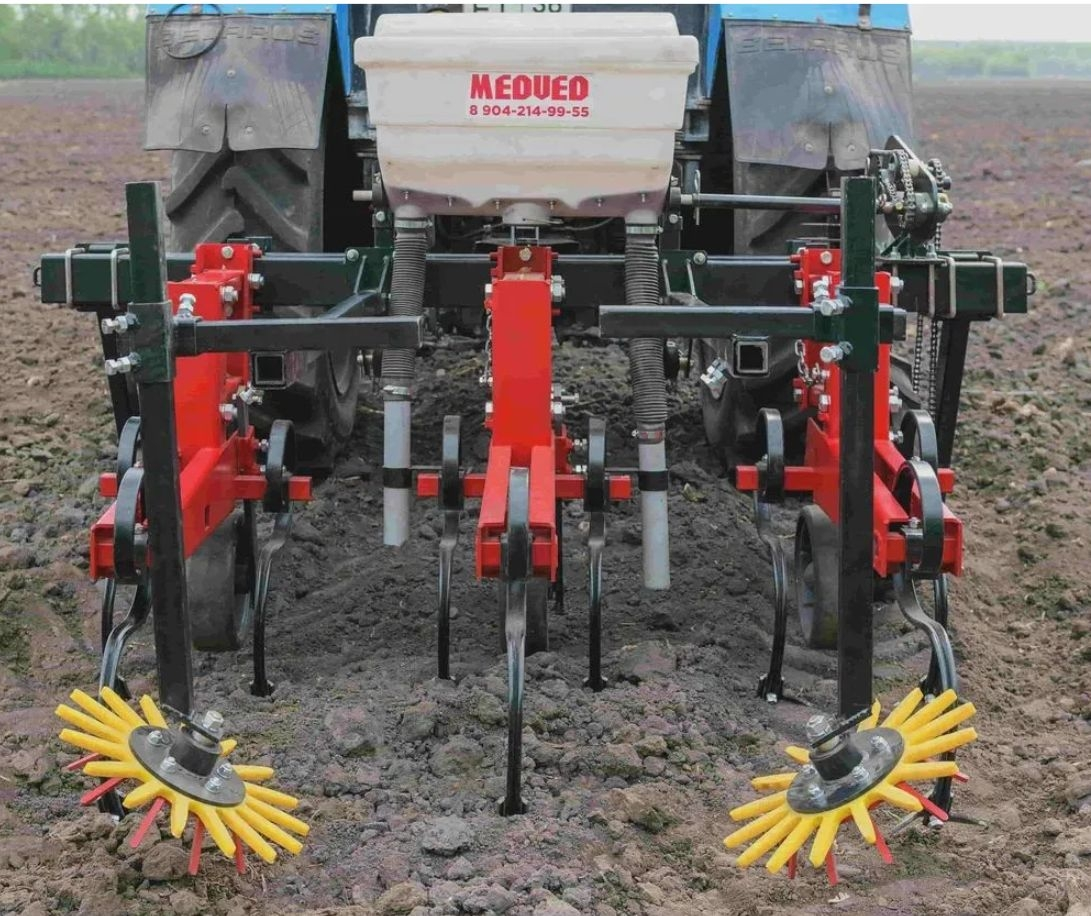 Пальчиковый прополочный культиватор МЕДВЕД