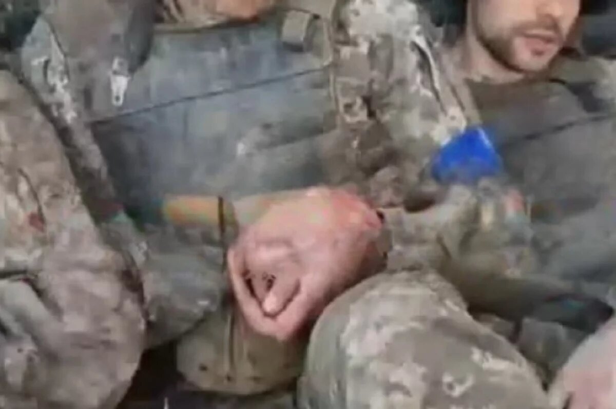    Бойцы РФ взяли в плен солдат ВСУ при штурме опорника в Запорожской области