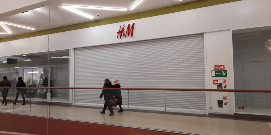 Почему магазины в ТЦ закрываются?