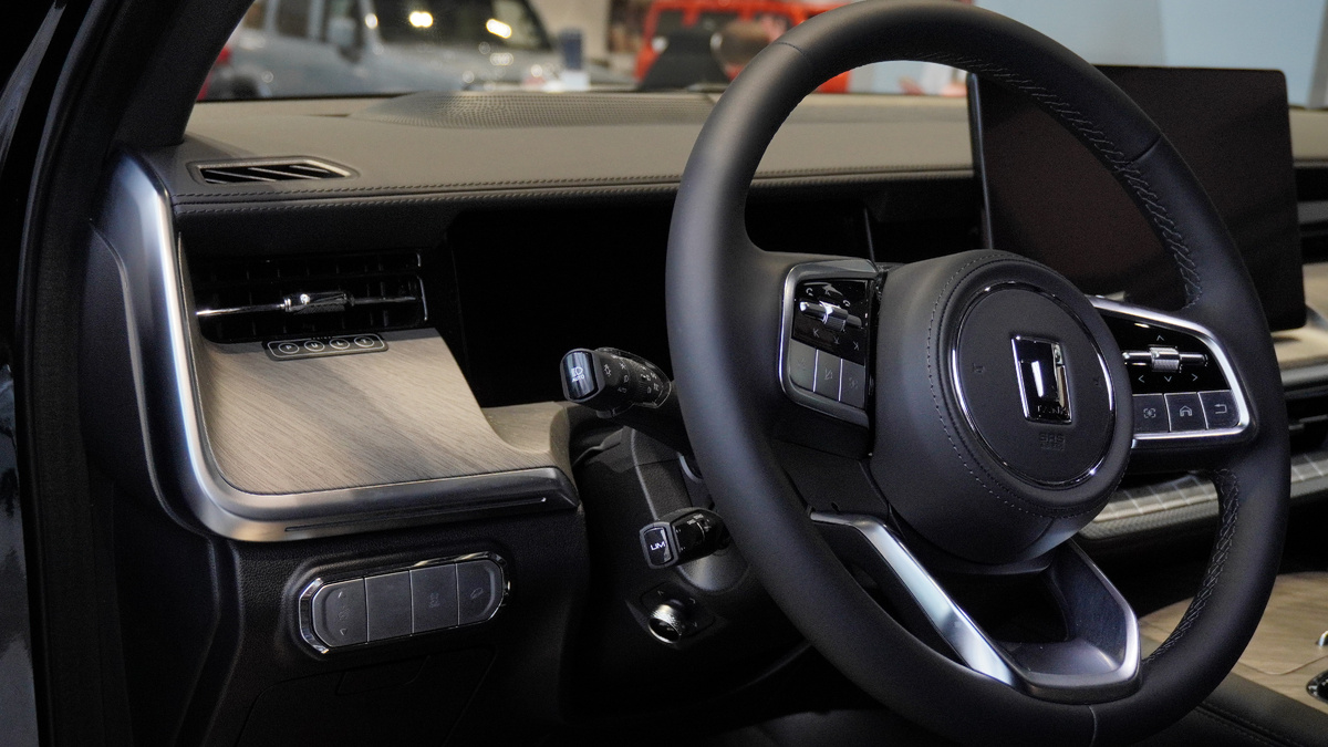 ПРАЙМ ПУЛЬТ АВТО на приборной панели автомобиля